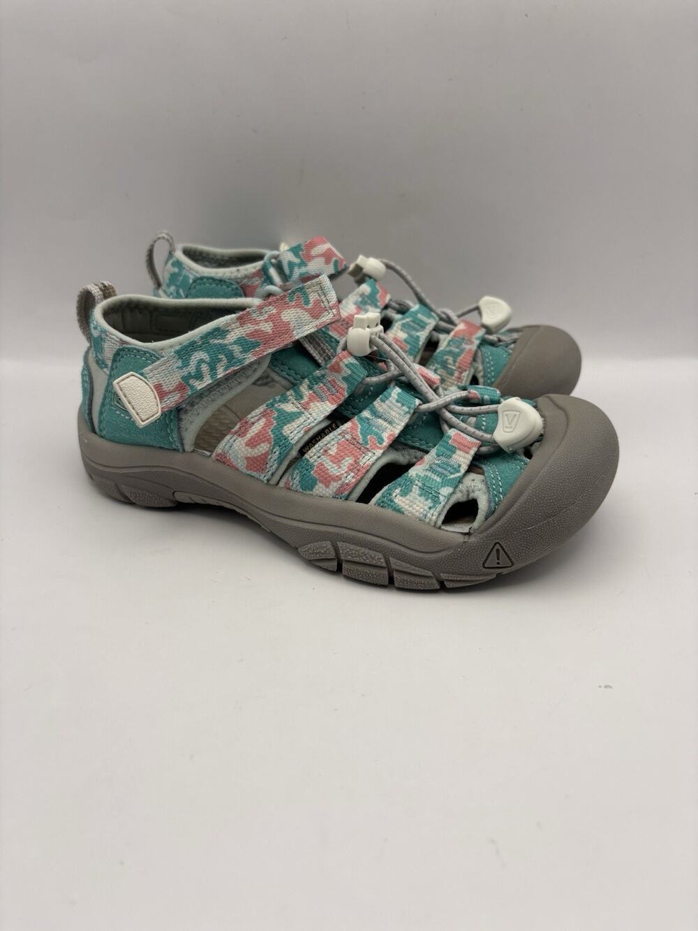Keen Newport H2 Camo Pink Icing Kids Water Shoes Kids Size 1